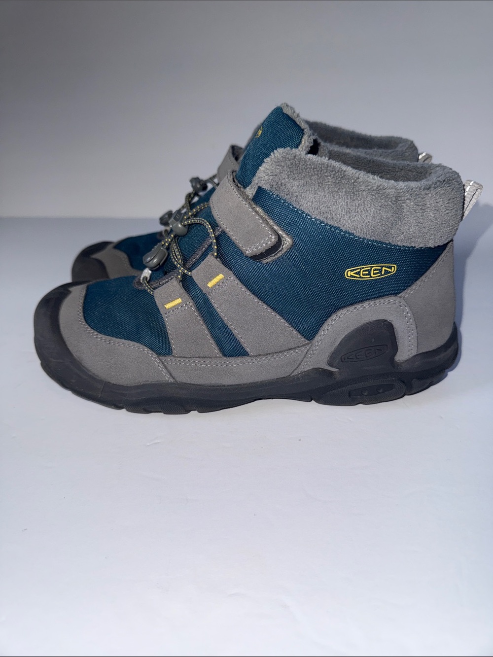 Keen unisex Kids Blue and Gray Adventure Boots
